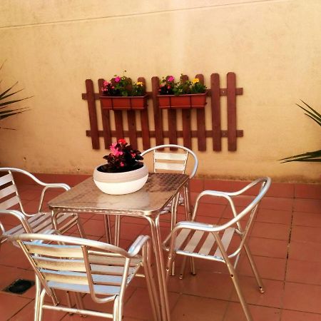 Apartamento La Real Caldas De Reis Exteriör bild